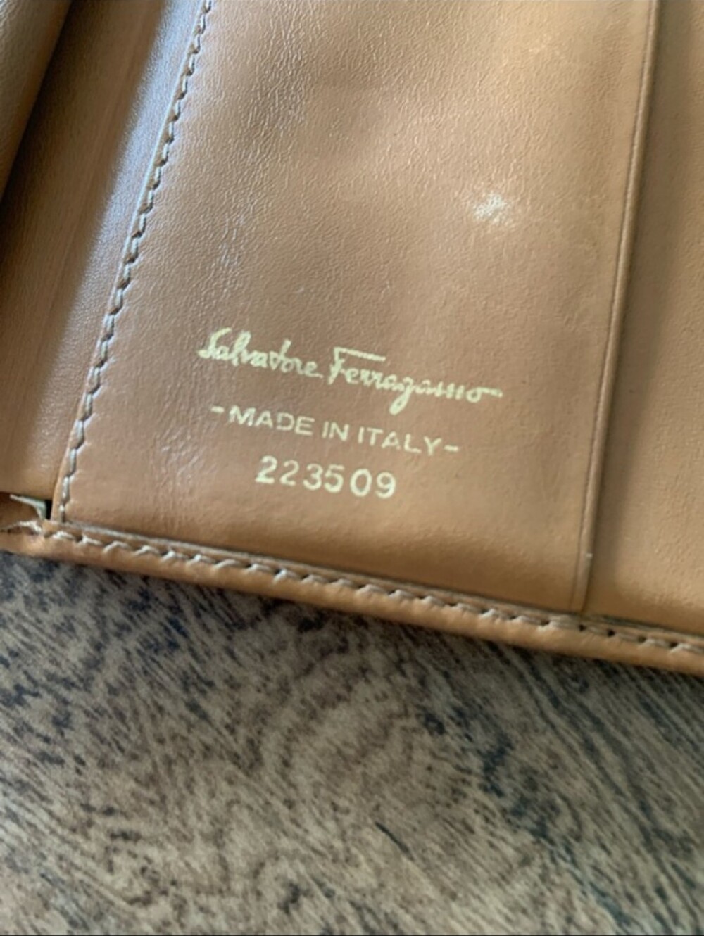 Salvatore Ferragamo Vintage Tan Leather Compact Wallet - Picture 7 of 10